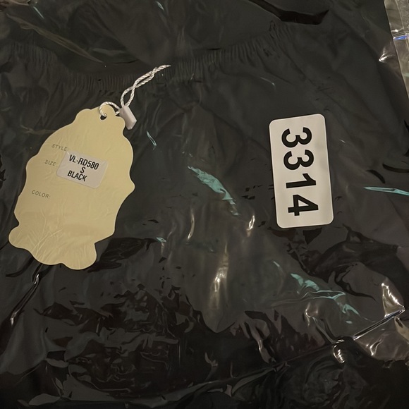 🆕 Fringed Off Shoulder Dress - Picture 6 of 6